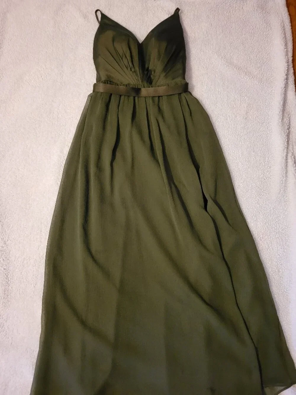 long brown prom dress Pretty 3/4 Sleeves Plus Size the mermaid silhouette accentuates Stacees Plus Size Bridesmaid Color:Waterfall mss-group:Lincoln